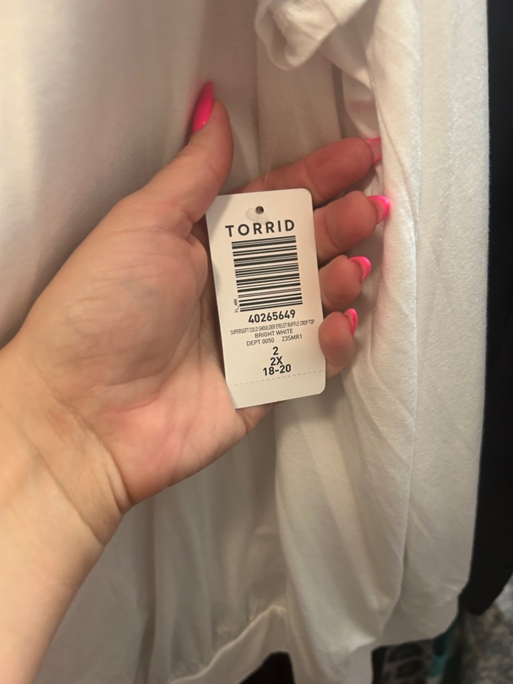 torrid White Ruffle Eyelet Off-Shoulder Tank - Picture 2 of 2